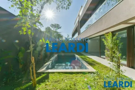 Casa de Condomínio com 4 Quartos à venda, 703m² no Jardim dos Estados, São Paulo