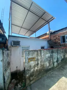 Casa com 2 Quartos à venda, 60m² no Petrópolis, Manaus