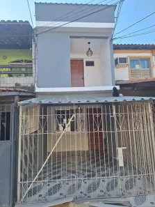 Casa com 2 Quartos à venda, 65m² no Ouro Verde, Nova Iguaçu