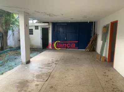 Casa com 1 Quarto para alugar, 420m² no Jardim Santa Francisca, Guarulhos