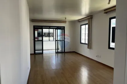 Apartamento com 3 Quartos para alugar, 161m² no Centro, Florianópolis