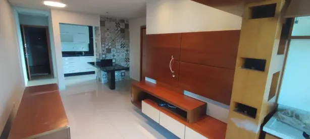 Apartamento com 2 Quartos para alugar, 77m² no Zona 03, Maringá