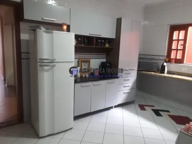 Casa com 4 Quartos à venda, 207m² no Jardim D'Abril, Osasco