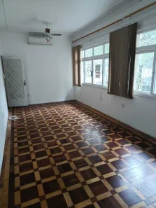 Apartamento com 3 Quartos para alugar, 113m² no Santana, Porto Alegre