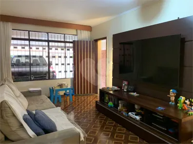 Sobrado com 2 Quartos à venda, 200m² no Vila Hamburguesa, São Paulo