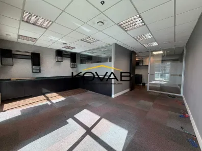 Sala Comercial para alugar, 69m² no Vila São Francisco (Zona Sul), São Paulo