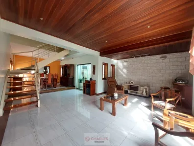 Casa com 4 Quartos à venda, 266m² no Jardim Brasília, Mogi Mirim
