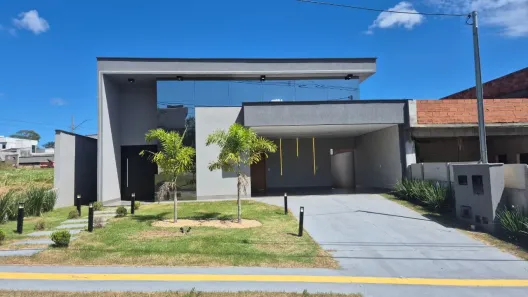 Casa de Condomínio com 3 Quartos à venda, 191m² no Residencial Condomínio Jardim Veneza, Senador Canedo