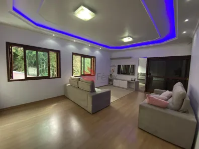 Casa com 3 Quartos para alugar, 272m² no Canudos, Novo Hamburgo