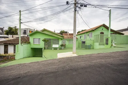 Lote/Terreno à venda, 649m² no Bom Retiro, Curitiba