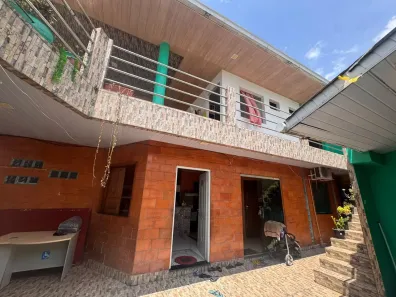 Casa com 3 Quartos para alugar, 100m² no Nova Cidade, Manaus