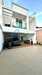 Casa com 3 Quartos à venda, 234m² no Novo Eldorado, Contagem