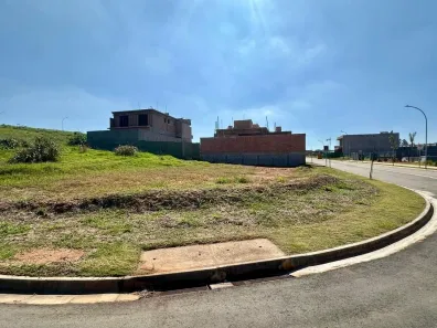Lote/Terreno à venda, 332m² no Distrito Industrial, Jundiaí