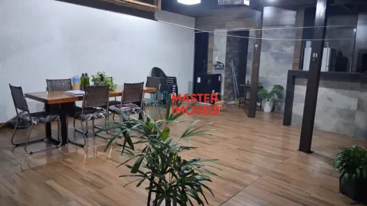 Casa com 3 Quartos à venda, 180m² no Industrial, Contagem