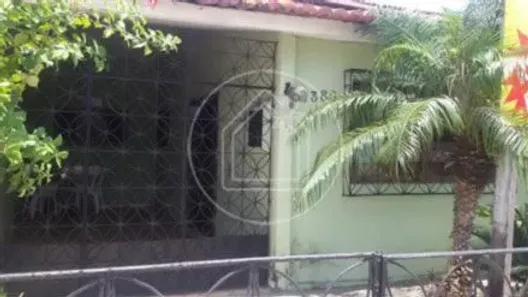 Casa com 3 Quartos à venda, 78m² no Candelária, Natal