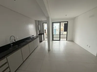 Apartamento com 2 Quartos para alugar, 72m² no Pagani, Palhoça