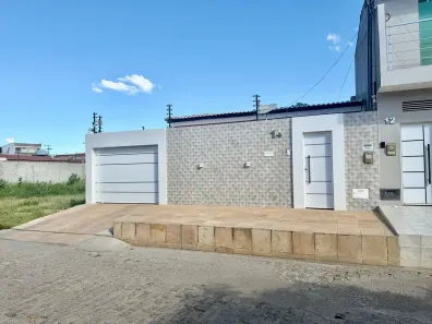 Casa com 3 Quartos à venda, 150m² no Santo Antônio, Juazeiro