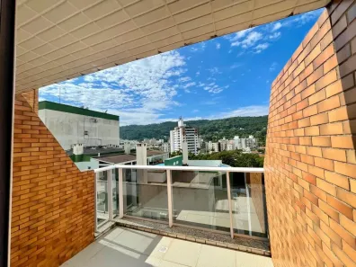 Apartamento com 2 Quartos à venda, 99m² no Córrego Grande, Florianópolis