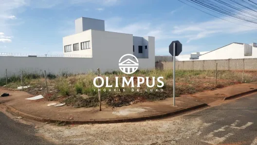 à venda, 540m² no Novo Mundo, Uberlândia
