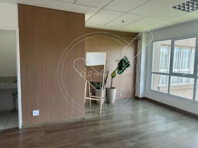Sala Comercial para alugar, 47m² no Sítio Tamboré Alphaville, Barueri