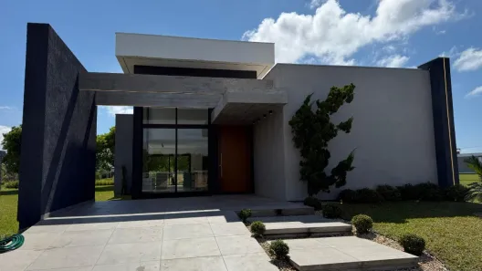 Casa de Condomínio com 4 Quartos à venda, 170m² no , Capão da Canoa
