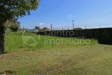 Lote/Terreno à venda, 352m² no Jardim Sao Luis, Peruíbe