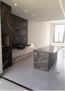 Casa com 3 Quartos à venda, 140m² no Novo Mundo, Uberlândia