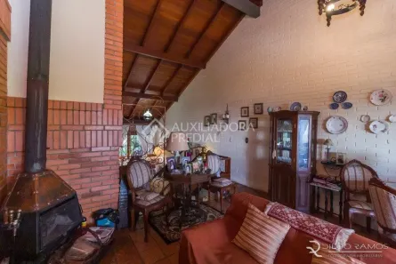 Casa com 5 Quartos à venda, 287m² no Teresópolis, Porto Alegre