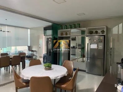 Sobrado com 4 Quartos à venda, 305m² no Plano Diretor Sul, Palmas