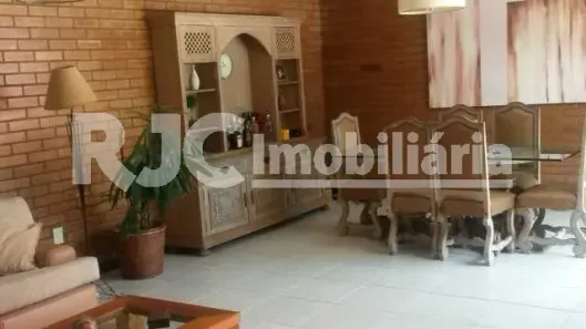 Casa de Condomínio com 5 Quartos à venda, 300m² no Tijuca, Rio de Janeiro