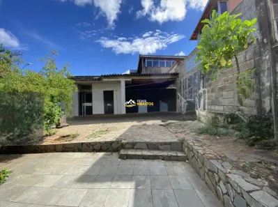 Casa com 3 Quartos à venda, 500m² no Esplanada, Belo Horizonte