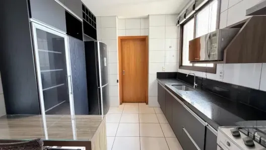 Apartamento com 3 Quartos para alugar, 115m² no Duque de Caxias, Cuiabá