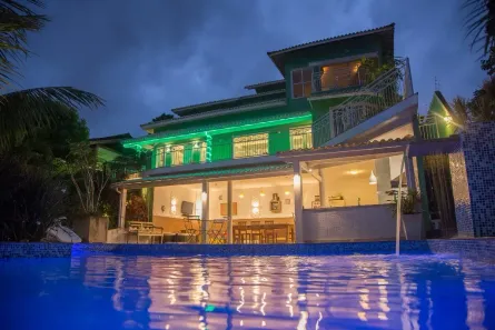 Casa de Condomínio com 4 Quartos à venda, 420m² no Maria Paula, Niterói