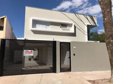 Sobrado com 3 Quartos à venda, 200m² no Conjunto Habitacional Inocente Vila Nova Júnior, Maringá