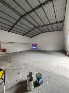Galpão/Depósito/Armazém para alugar, 270m² no Jardim Arpoador, São Paulo
