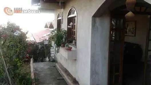 Casa com 3 Quartos à venda, 360m² no Tropical, Contagem