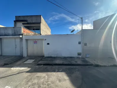 Casa com 2 Quartos para alugar, 80m² no Jangurussu, Fortaleza