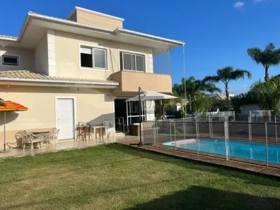 Casa com 3 Quartos para alugar, 260m² no Jurerê, Florianópolis