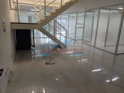 Sala Comercial à venda, 240m² no Vila Tramontano, São Paulo