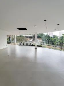 Ponto Comercial para alugar, 234m² no Santa Lúcia, Belo Horizonte