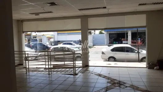 Sala Comercial para alugar, 600m² no Nossa Senhora Aparecida, Uberlândia