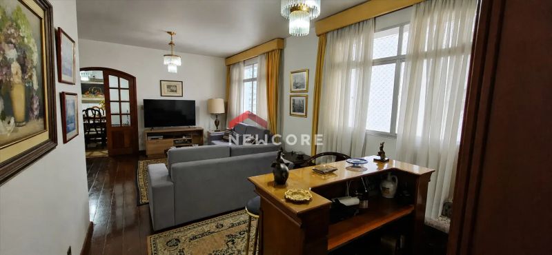 Apartamento com 4 quartos — Lourdes, Belo Horizonte