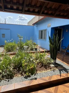 Casa com 3 Quartos à venda, 440m² no Santiago, Araguari