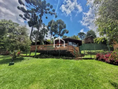Casa com 3 Quartos à venda, 118m² no Recanto Araucária, Campos do Jordão