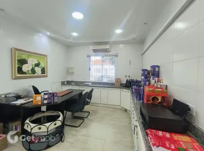 Casa com 4 Quartos à venda, 180m² no Vila Dom Pedro I, São Paulo