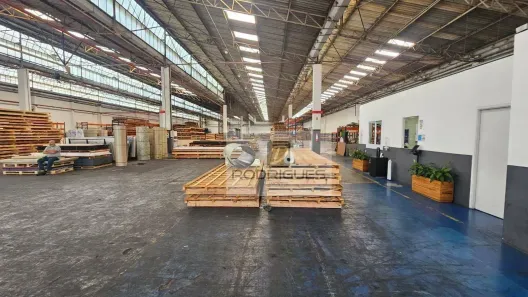 Galpão/Depósito/Armazém para alugar, 5794m² no Vila Nogueira, Diadema