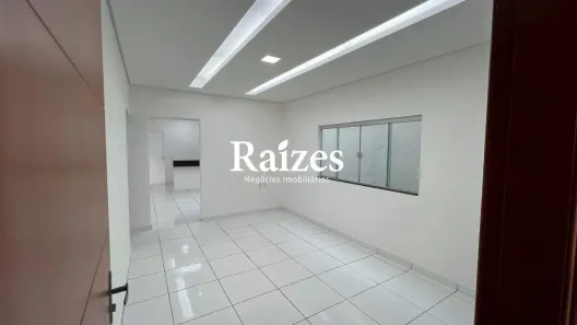 Casa com 3 Quartos à venda, 121m² no Jardim Europa, Uberlândia
