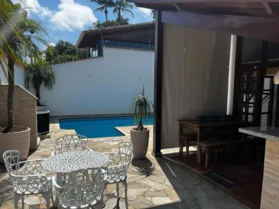 Casa com 3 Quartos à venda, 360m² no Vila Oliveira, Mogi das Cruzes