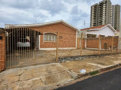 Casa com 2 Quartos à venda, 146m² no Vila Ferroviária, Araraquara