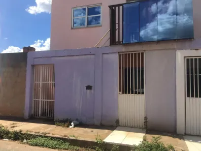 Prédio Comercial com 6 Quartos à venda, 250m² no Arapoanga, Brasília